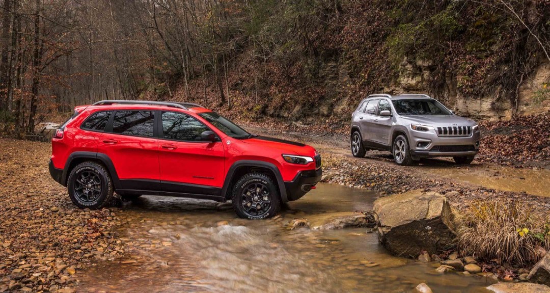 What Are The Possible Cons of 4x2 SUV?