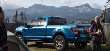 What are the engine options for the 2021 Ford F-150?