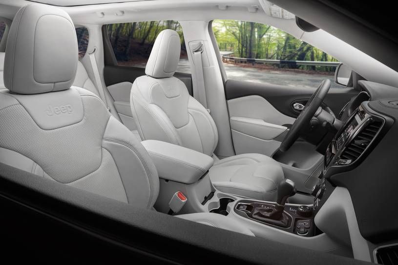 New 2021 Jeep Cherokee Interior
