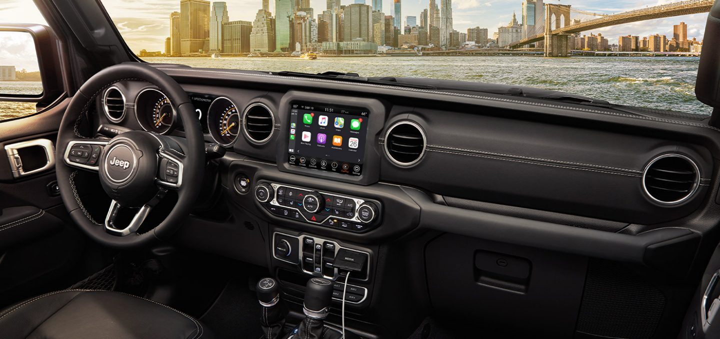 New 2021 Jeep Gladiator Technology
