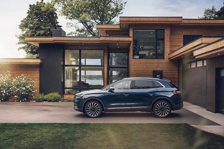 2021 Lincoln Nautilus Overview