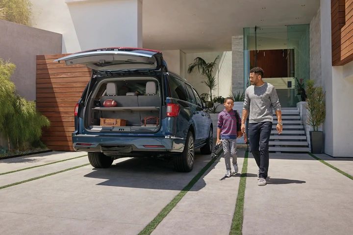New 2021 Lincoln Navigator Cargo Volume