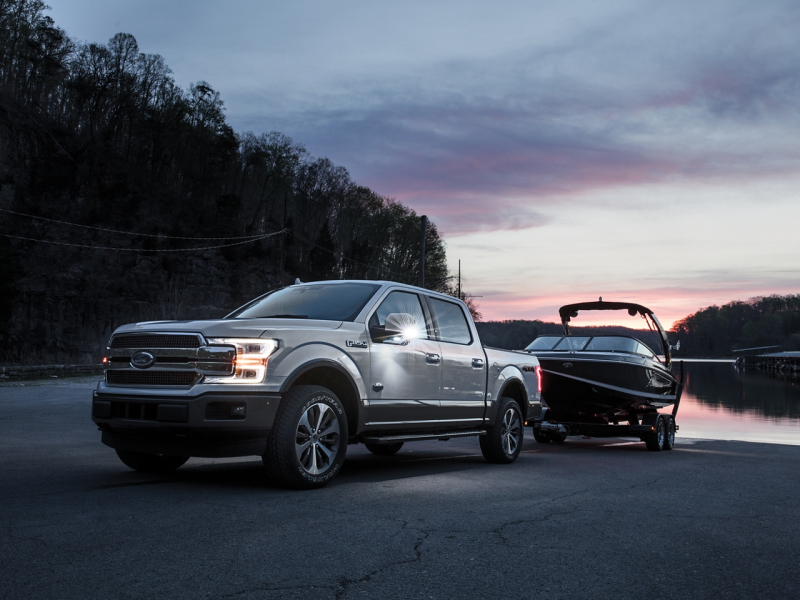 2020 Ford F-150 vs Ram 1500 Performance