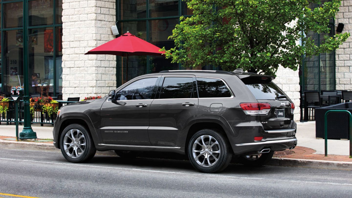 2020 Jeep Grand Cherokee Exterior in Elmhurst, IL