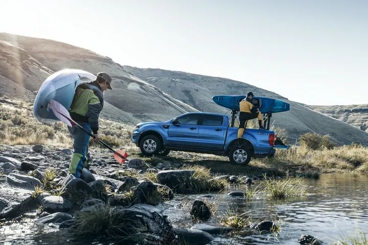 How much does a Ford Ranger weigh?
