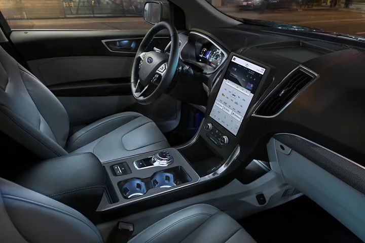 2021 Ford Edge Interior Features 