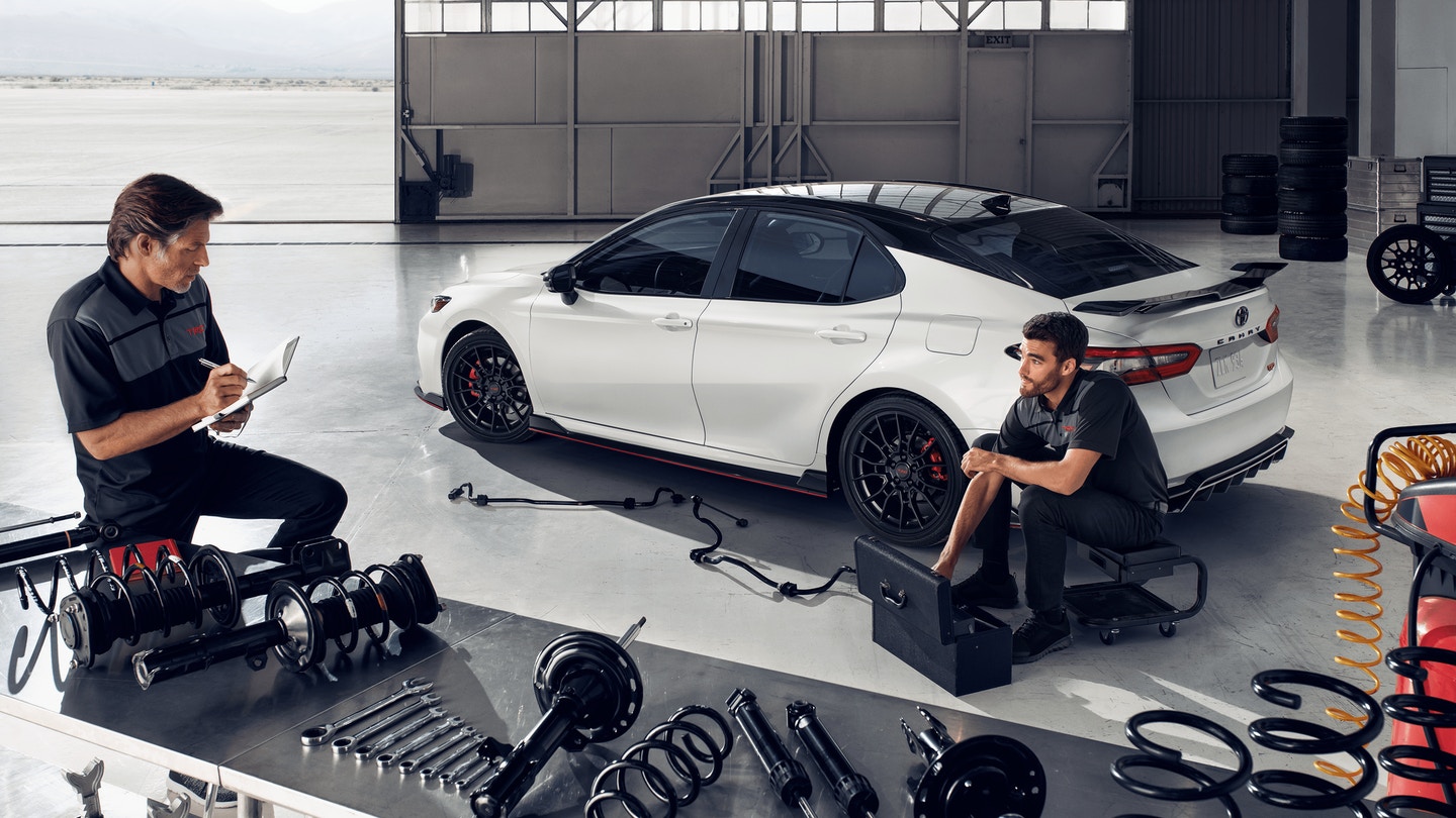 2020 Toyota Camry vs Honda Accord Performance