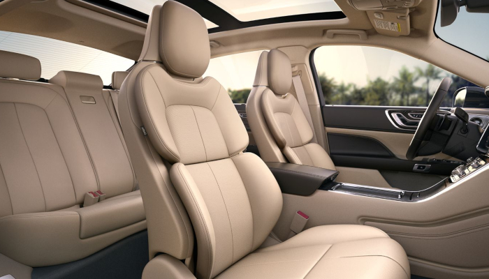 2019 Lincoln Continental interior near Salina, KS