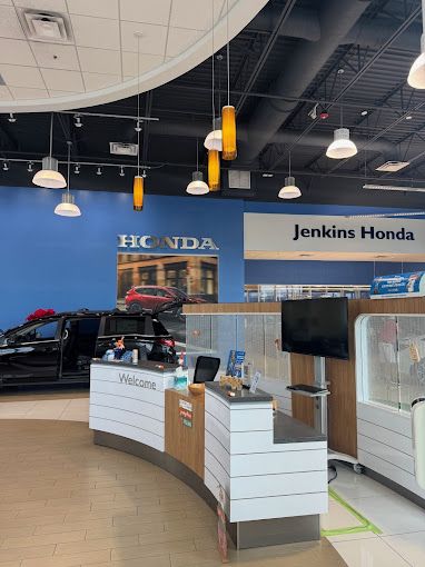 Welcome desk at Jenkins Honda of Leesburg, a Honda dealer near The Villages, FL