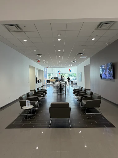 Customer waiting area at Jenkins Kia of Cocoa